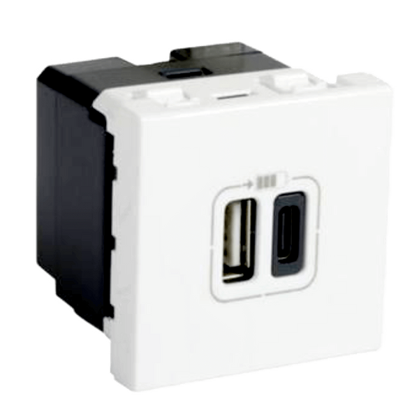 Legrand Arteor 1‑Module USB A + C Outlet - 3 A, White