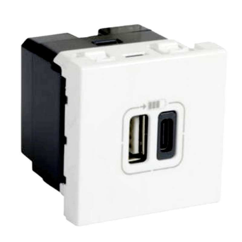 Legrand Arteor 1‑Module USB A + C Outlet - 3 A, White
