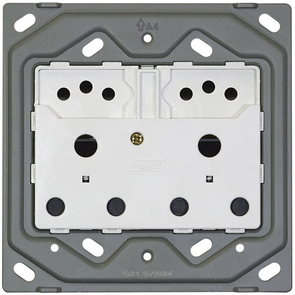 Veti 3 - UNSSO 2 × 16A RSA + 2 × V‑Slim 4×4 No Switch Or Cover