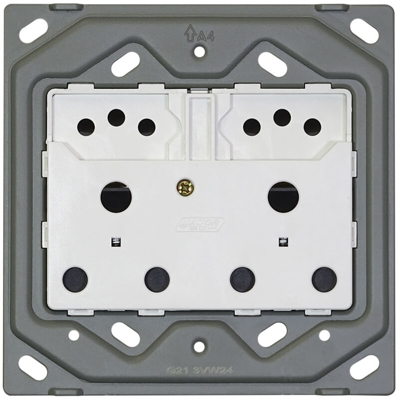 Veti 3 - UNSSO 2 × 16A RSA + 2 × V‑Slim 4×4 No Switch Or Cover