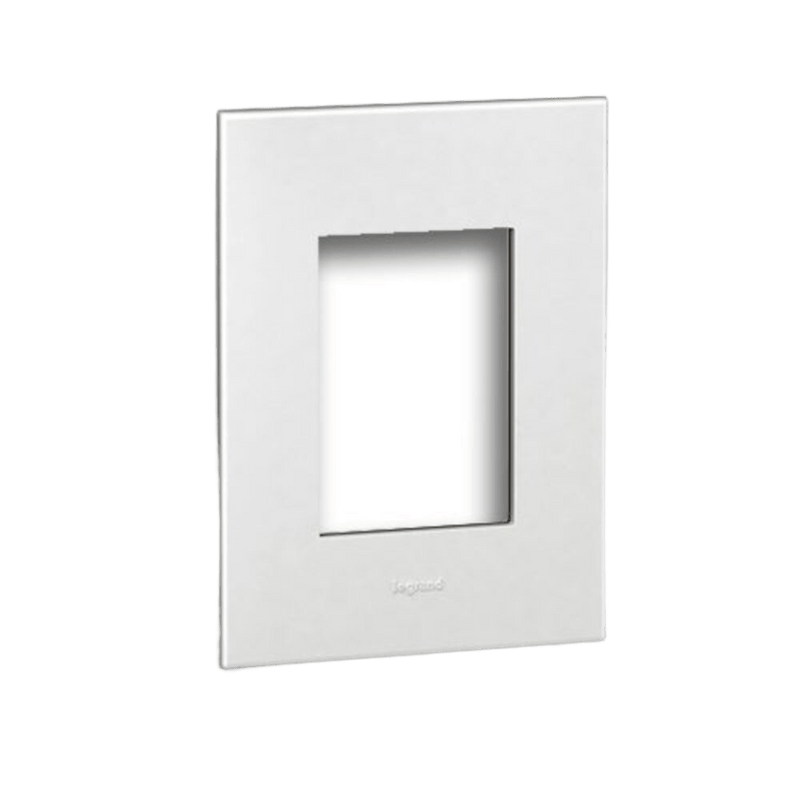 legrand Arteor 3L Cover Plate 2×4 White